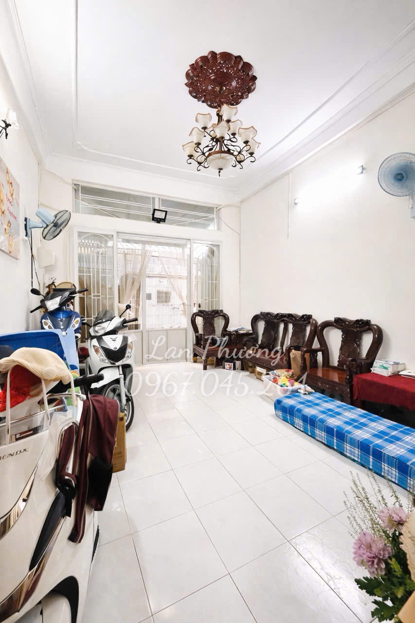 NHÀ HẺM BÊ TÔNG 4M - GẦN KHU NAM LONG TRẦN TRỌNG CUNG 15990396