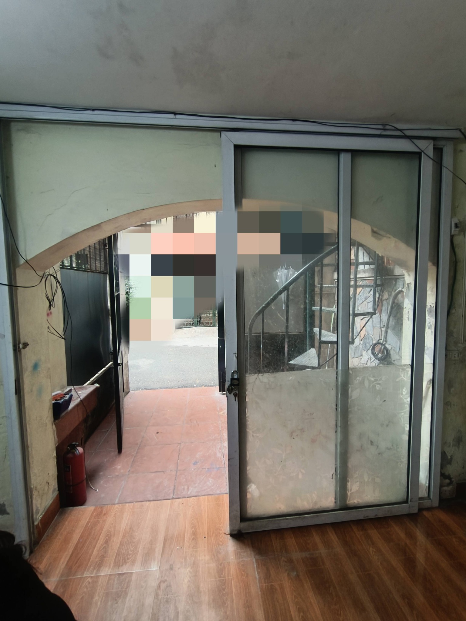 CC cần ần cho thuê nhà Nguyễn Khang  38m2x2 tầng- 02 ngủ 11 triệu/tháng 15990414