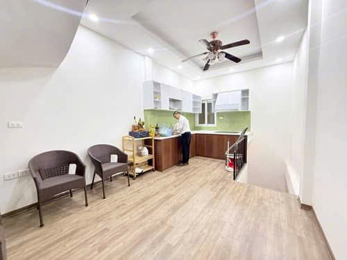 Bán nhà mặt phố Vạn Phúc Ba Đình 52m 5 tầng vỉa hè rộng kinh doanh đỉnh giá 32.6 tỷ 15990428