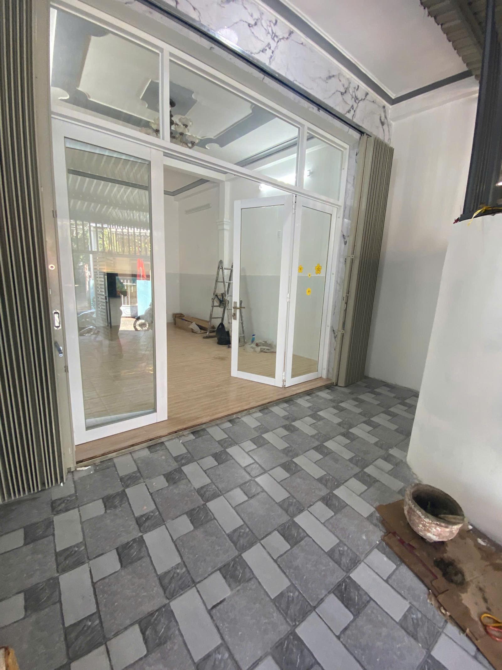 Nhà Hẻm Gần Biển Nha Trang Giá Rẻ 15990444