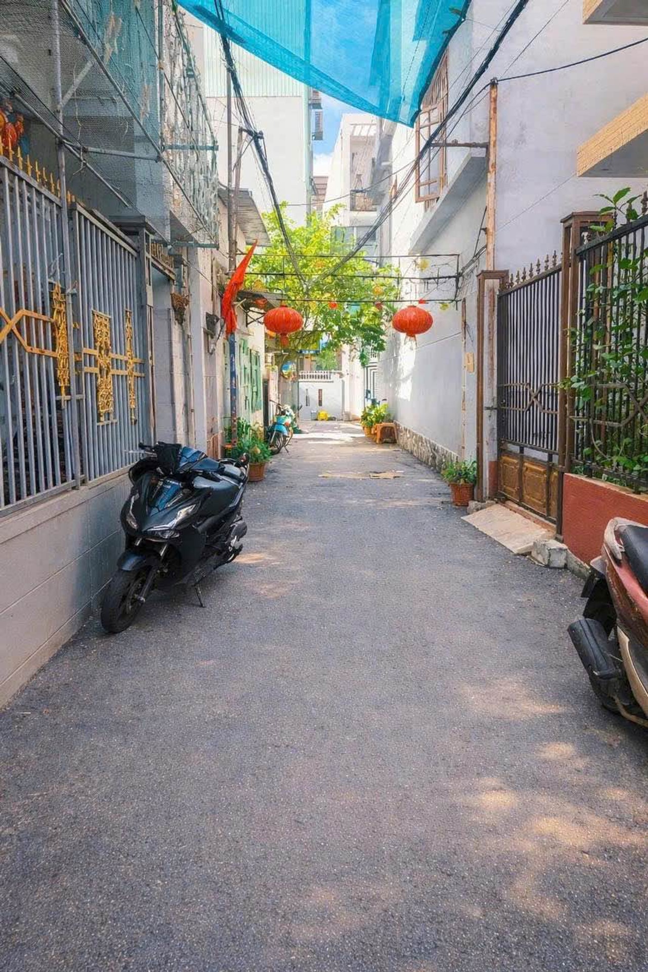 NHÀ ĐƯỜNG NÚI THÀNH – Sát Quảng trường 29/3 – Vào  ở luôn 15990458