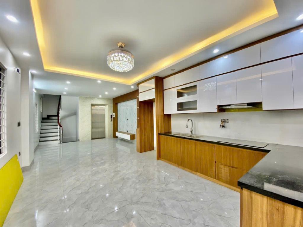 Bán nhà đẹp Ngọc Thụy -10m Ô tô 68m 5 tầng- thang máy- full Nội thất nhỉnh 12 tỷ(TL) 15990467