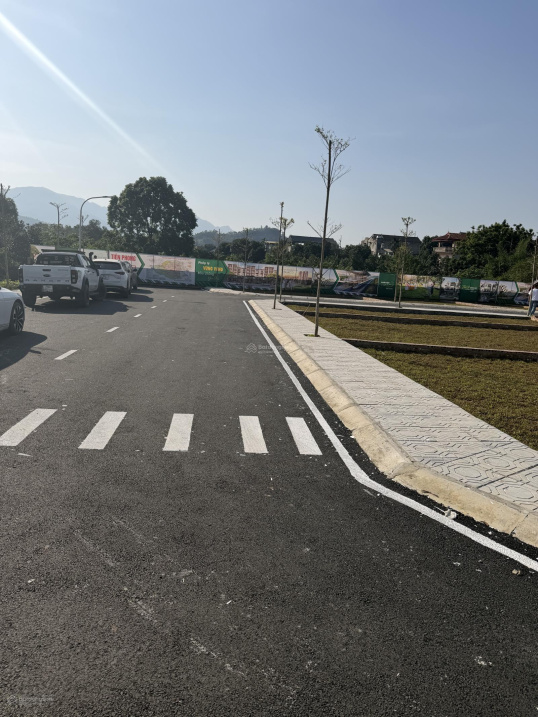 Bán đất nền Hoà Lạc - ĐH Quốc gia 100m2 full thổ cư, mặt tiền 8m, đường trước 20m, giá 2,5 tỷ 15990505