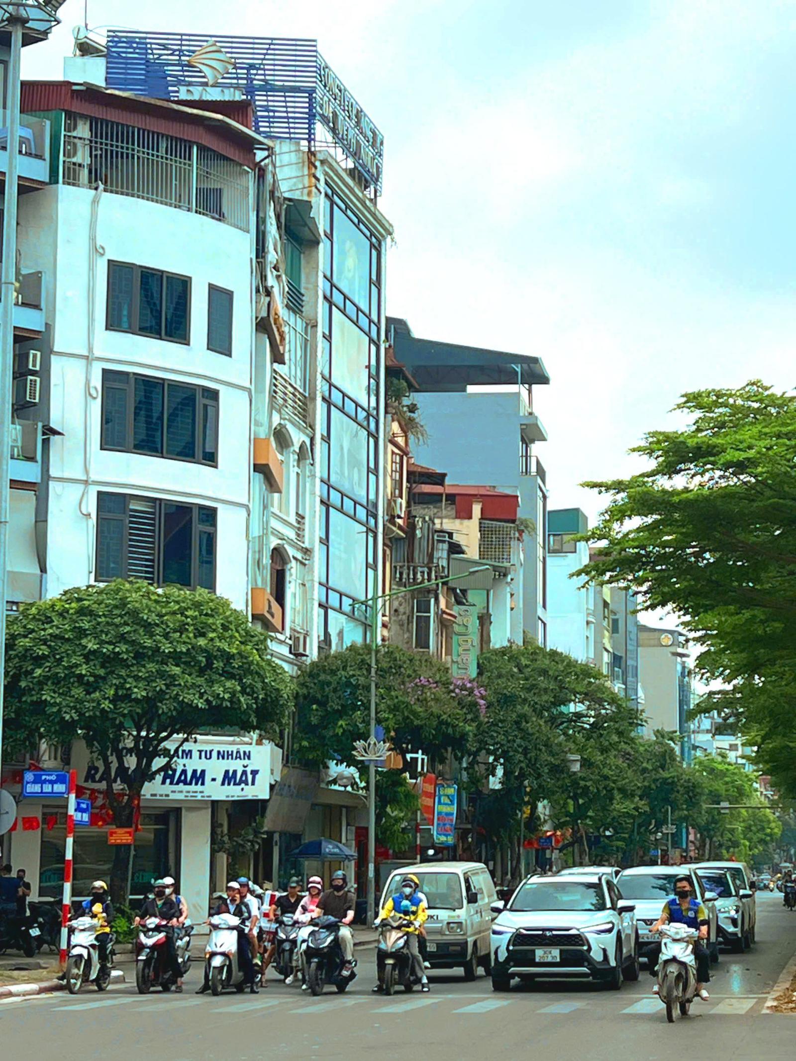 CHO THUÊ TOÀ NHÀ 7 TẦNG MẶT PHỐ KIM MÃ, BA ĐÌNH, HÀ NỘI GIÁ 120TR 15990564