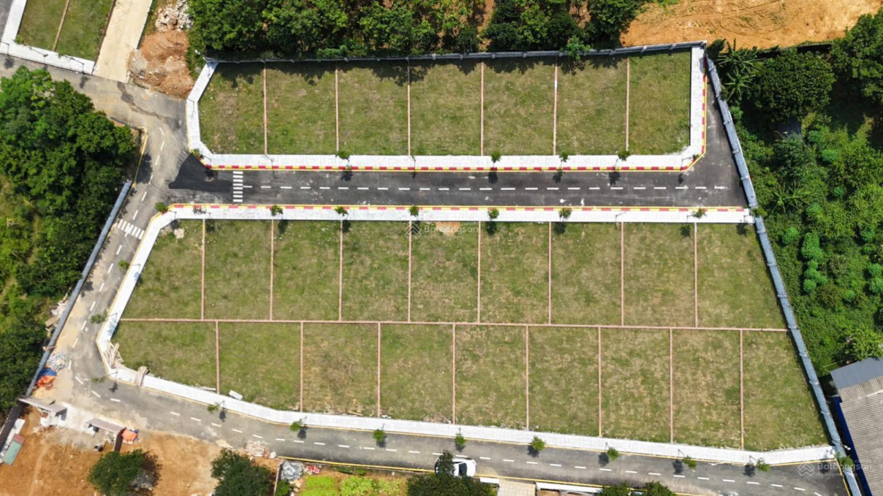 Giá chỉ 2.4 tỷ, đất đô thị Hòa Lạc, gần QL21 và làng đại học, diện tích 100m², mặt tiền 7m + Ôtô 15990566