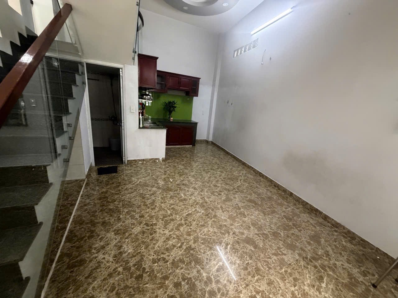 HẺM XE TẢI LINH ĐÔNG 92/50 – 1 TRỆT 2 LẦU 3PN 3WC NGANG 10M 92m2 – 6.5 TỶ 15990592