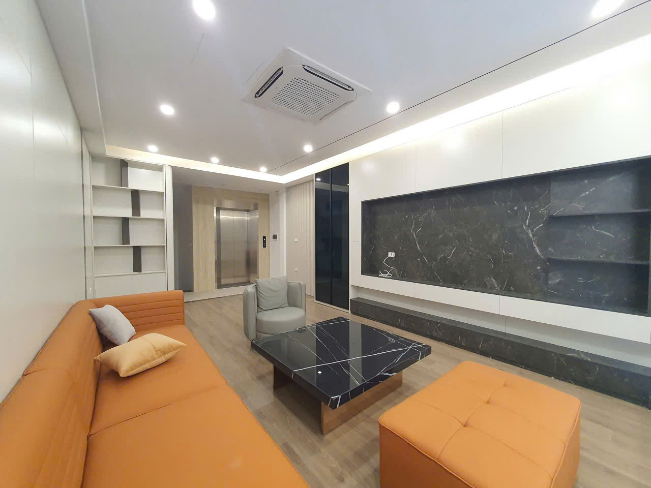 NGỌC THỤY – NHÀ 6 TẦNG THANG MÁY – Ô TÔ ĐỖ CỔNG – 14.5 TỶ 15990593