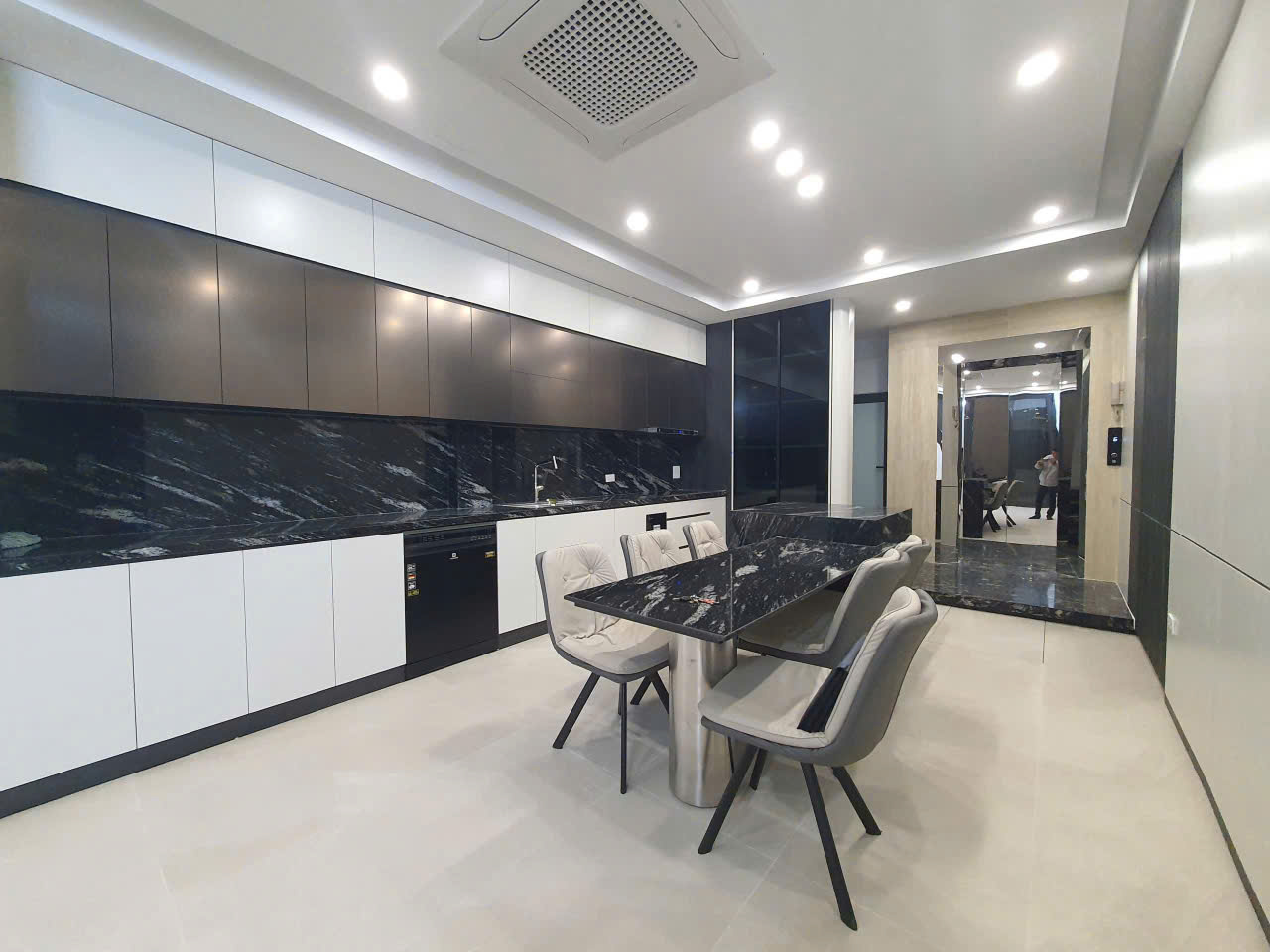 NGỌC THỤY – NHÀ 6 TẦNG THANG MÁY – Ô TÔ ĐỖ CỔNG – 14.5 TỶ 15990593