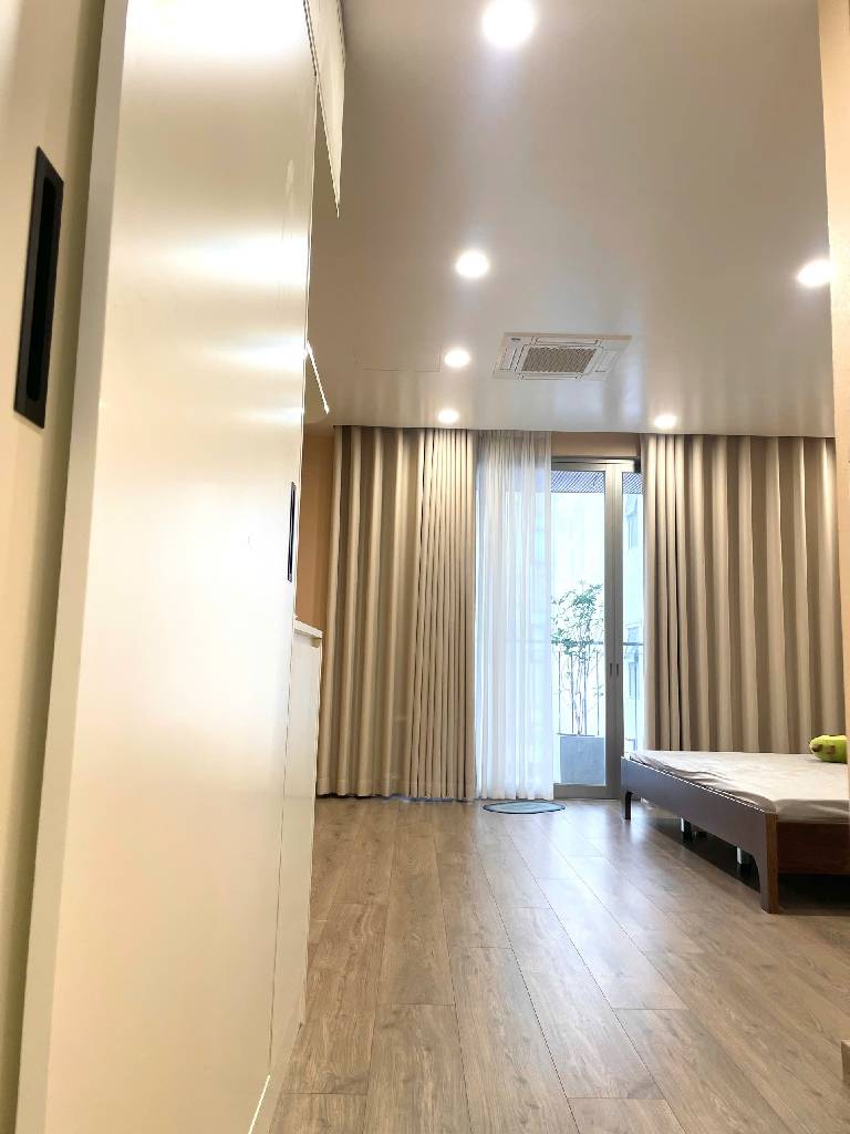 Bán nhà Đẹp Ngọc Thụy- Ngõ Nông-full NT- 10m oto 70m 6 tầng nhỉnh 12 tỷ(TL) 15990611