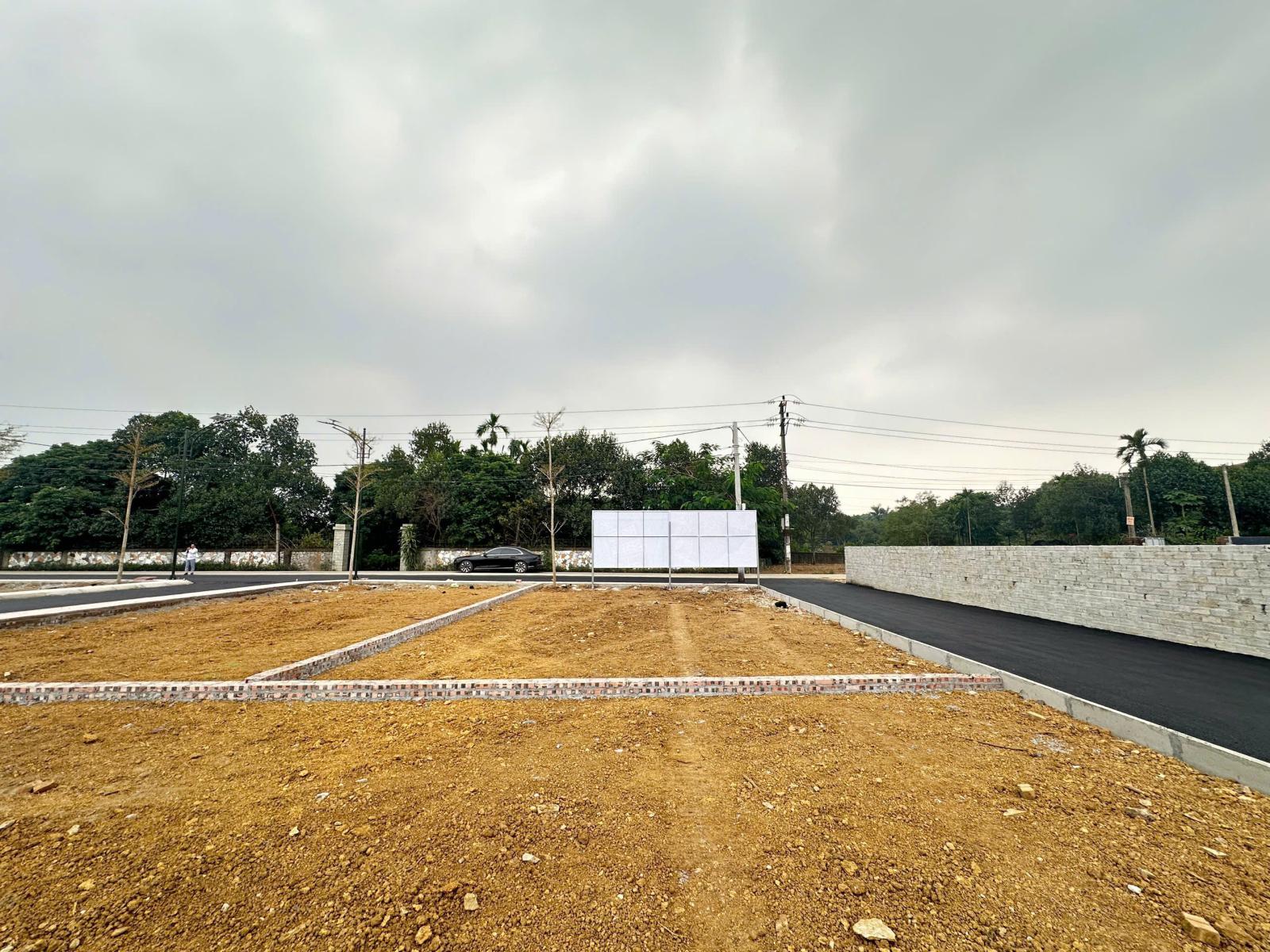 . Đầy rồi lô đất 100m2 gần Đại học Quốc Gia, khu vực trung tâm Hòa Lạc. Phù hợp xây trọ, đầu tư 15990646