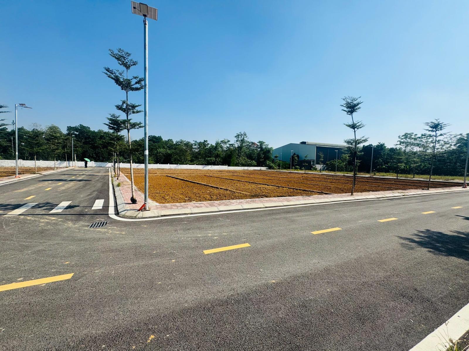 . Đầy rồi lô đất 100m2 gần Đại học Quốc Gia, khu vực trung tâm Hòa Lạc. Phù hợp xây trọ, đầu tư 15990646