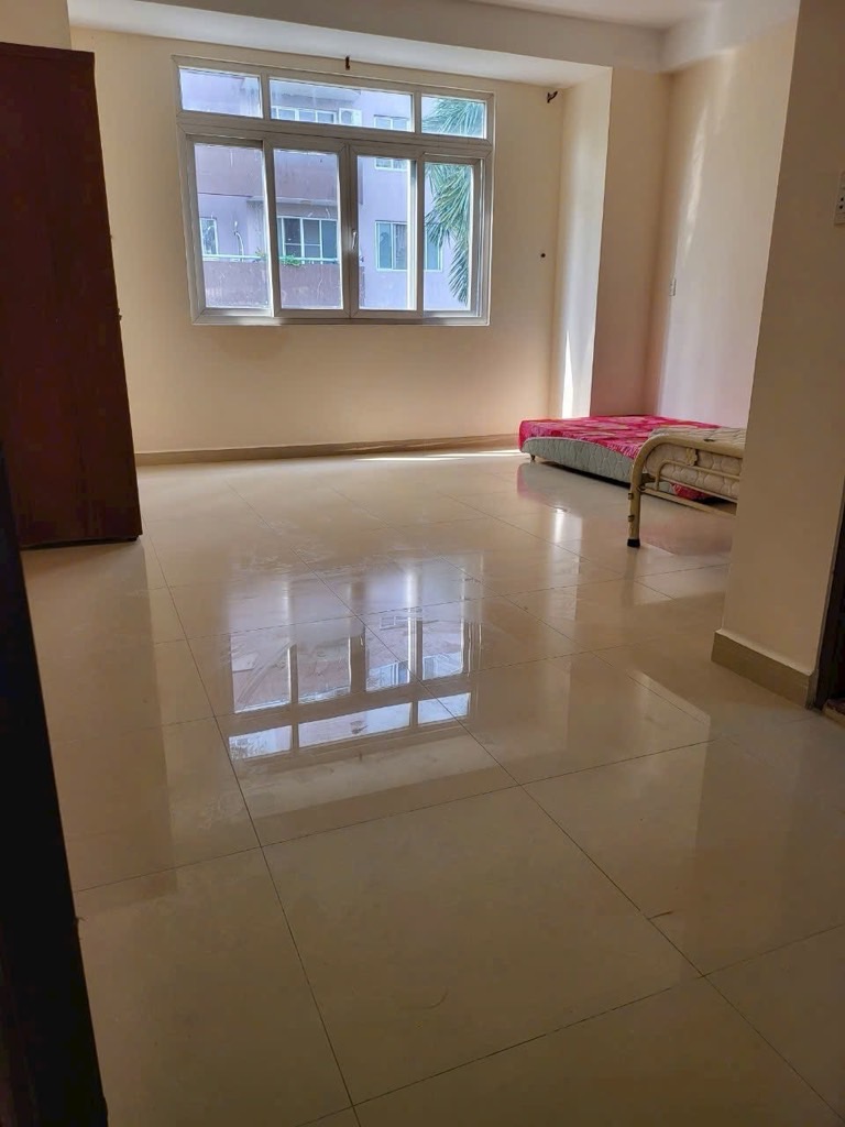 Mặt tiền KDC Intresco giáp QL50 Hiếm 5x20 Phân lô 4 tầng CHDV - 0931172218 15990670