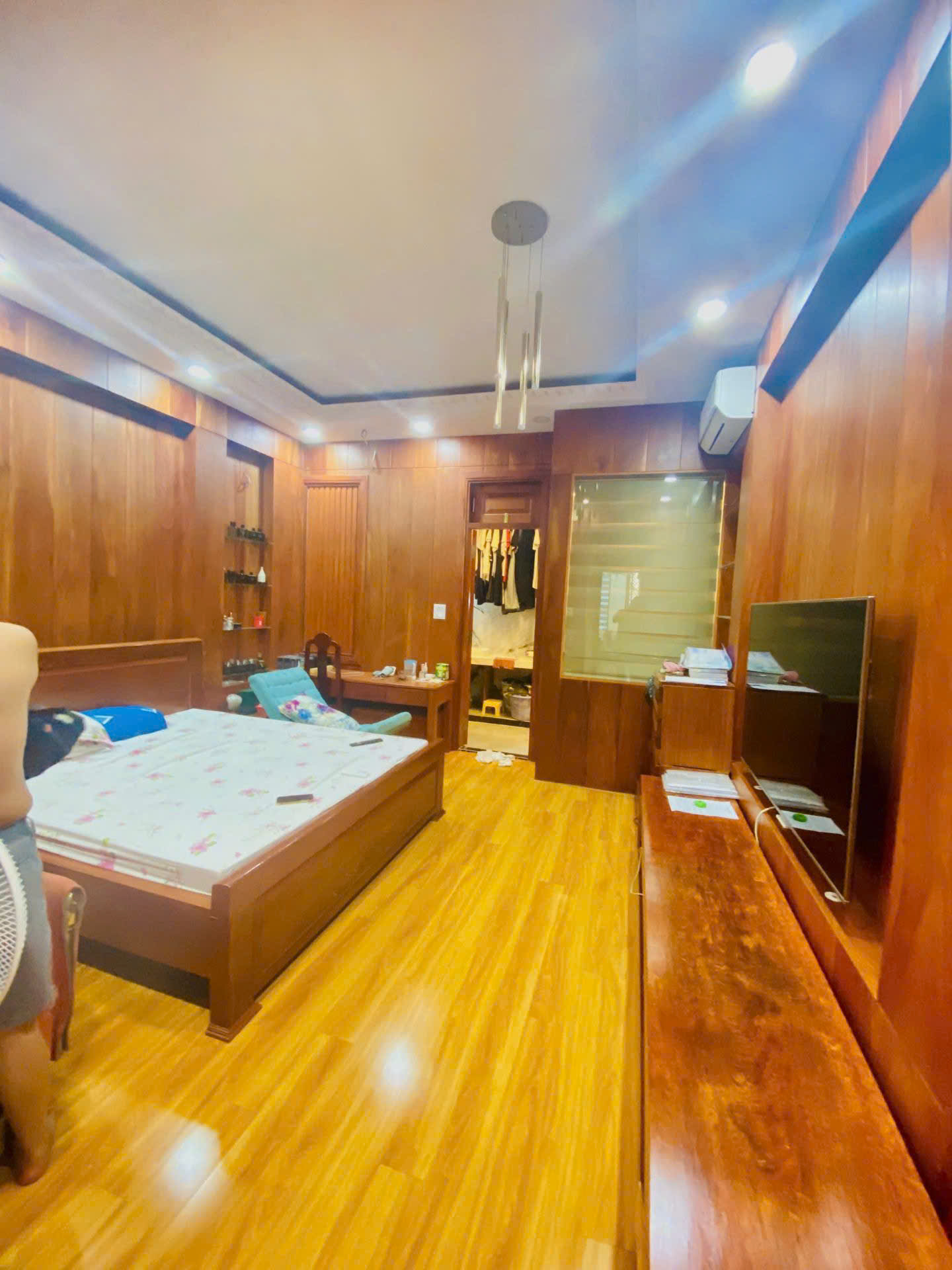 NHÀ ĐẸP THIẾT KẾ TỈ MỈ - KHUNG GỖ ĐỎ - 5 TẦNG - OTO ĐỖ CỬA - NỘI THẤT GIÁ TRỊ CAO - NHĨNH 8 TỶ (TL) 15990722