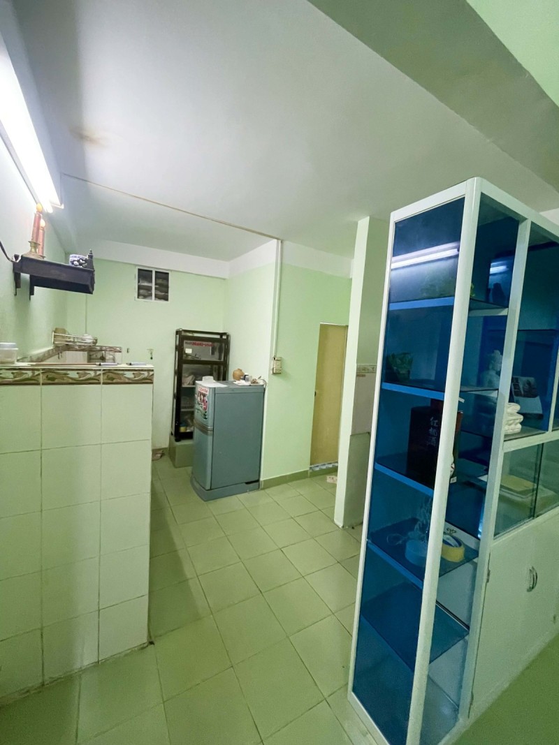 ► Kiệt 3.5m gần MT Hoàng Diệu, 31m2, 3.5 tầng đúc, 3PN, 3WC, sân thượng, 3.65 tỷ 15990724