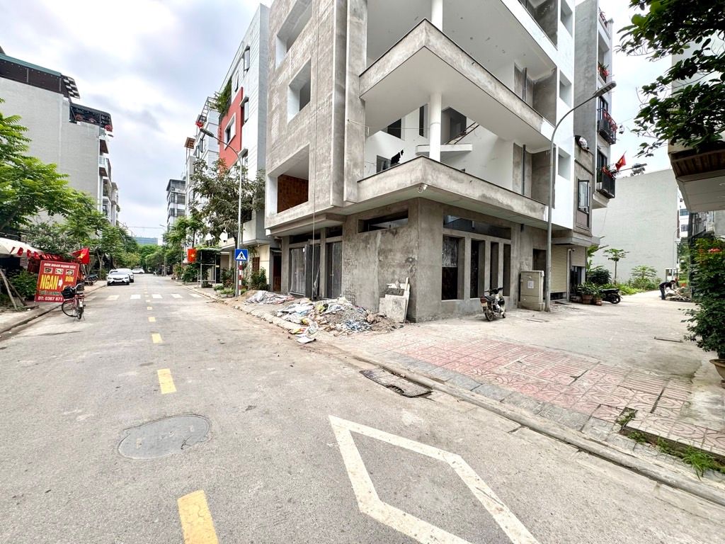 Bán đất TDC Ngọc Thuỵ 50m x 5m oto tránh thông kinh doanh 15990734