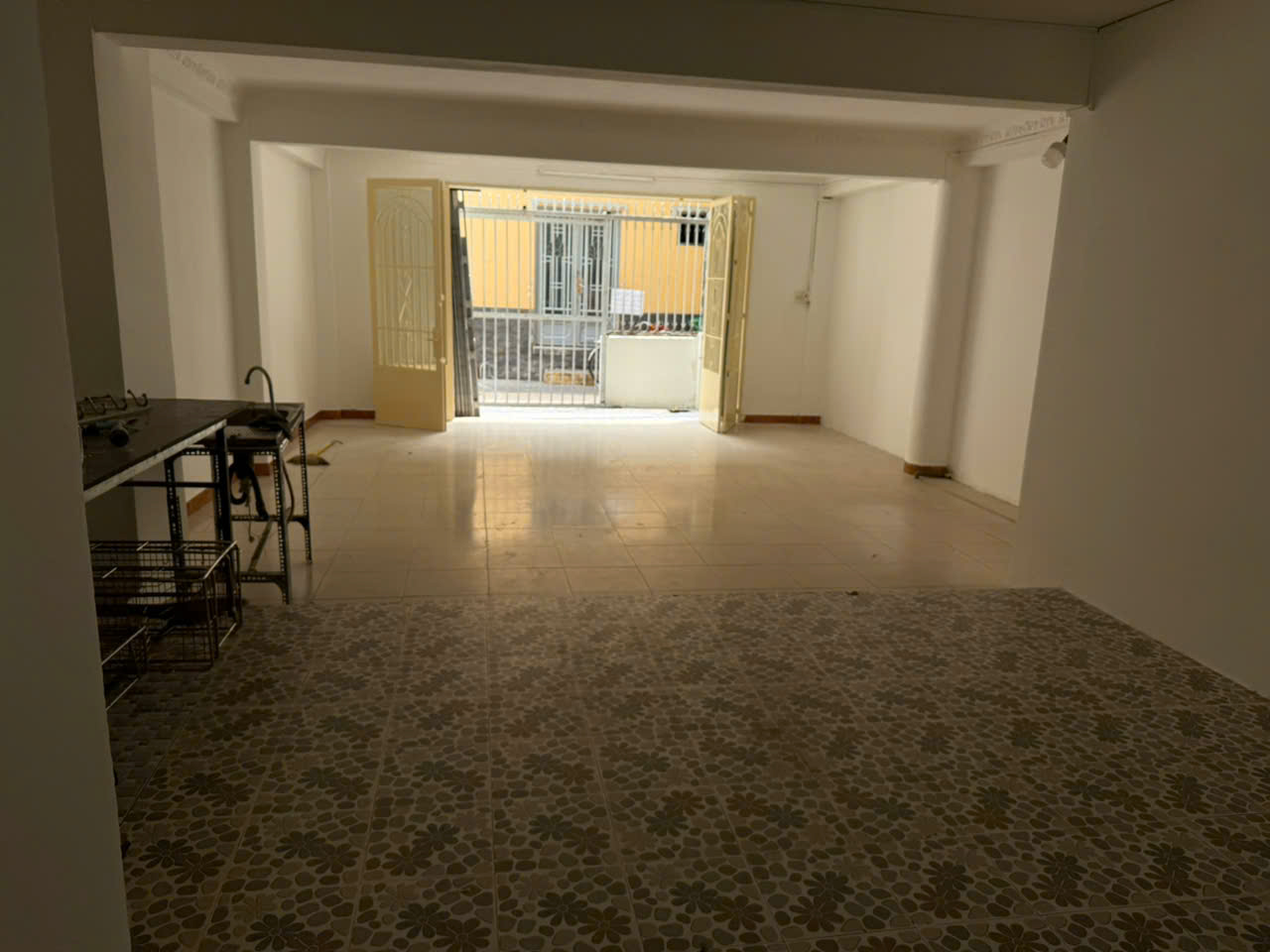 Cho thuê phòng/ nhà nguyên căn – hẻm xe hơi Lạc Long Quân, Tân Bình 15990759