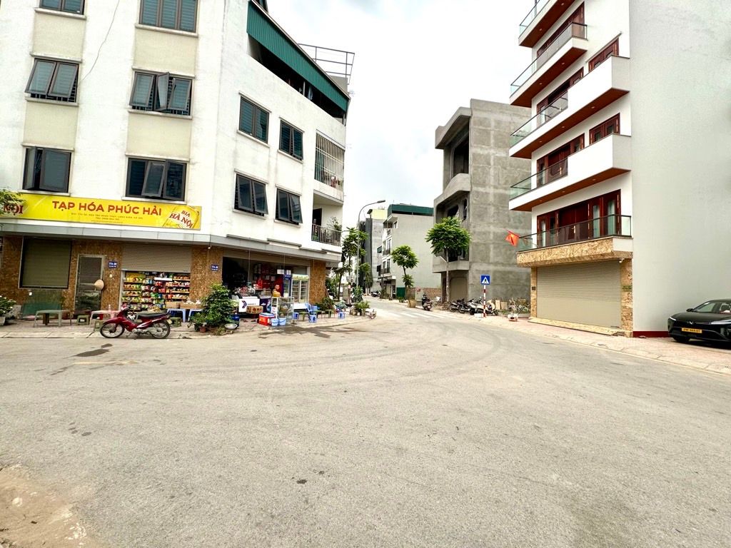 Bán đất TDC Ngọc Thuỵ 50m x 5m oto tránh thông kinh doanh 15990770