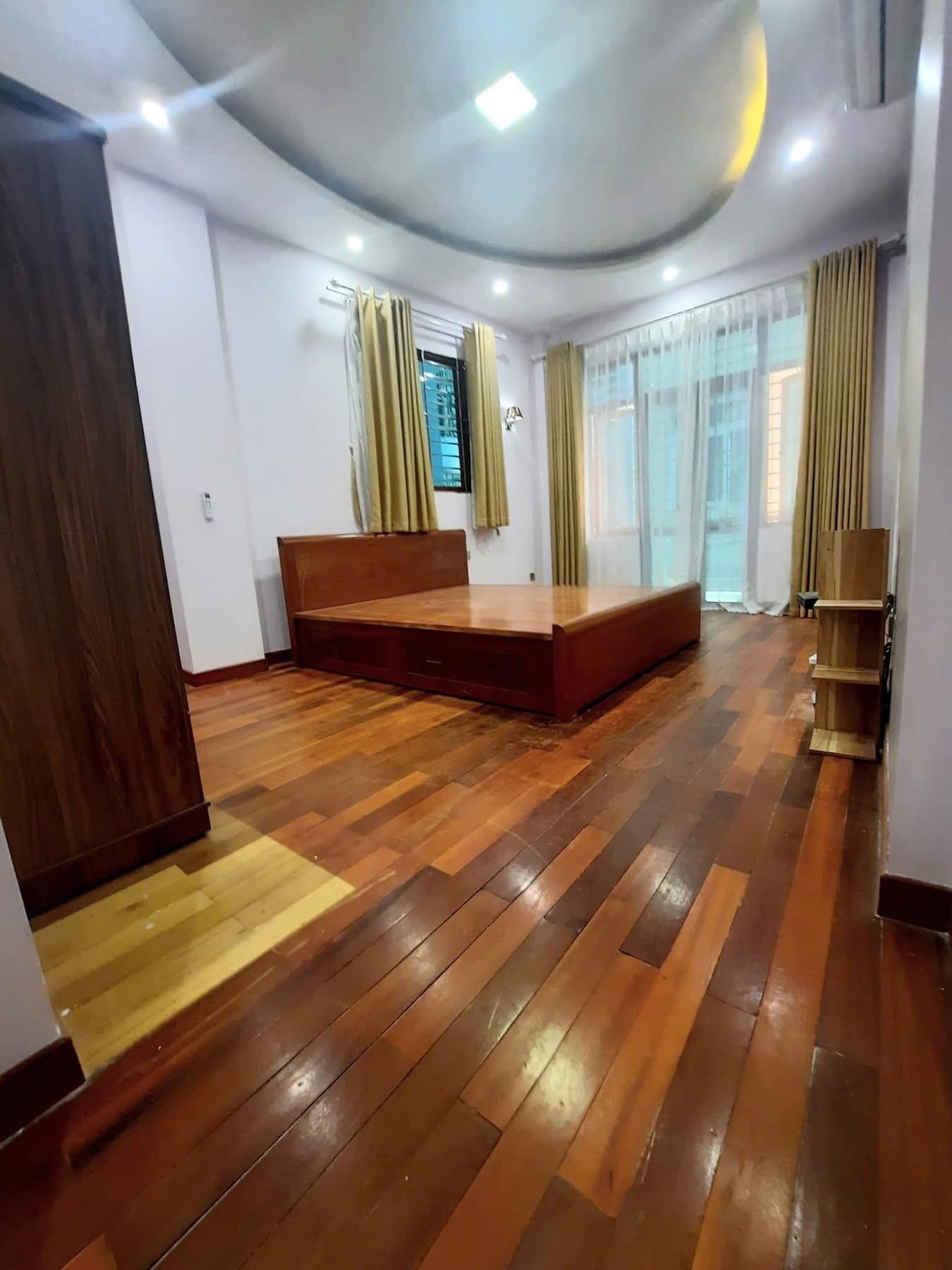 Cho thuê nhà ngõ 63 Lê Đức Thọ 65 m2, nhà 4 tầng ở tối đa 10 người 19 triệu 15990786