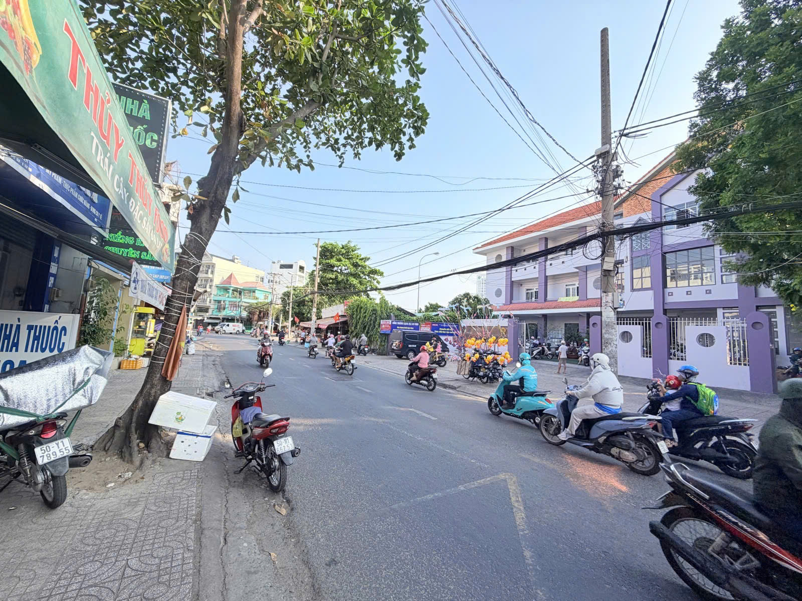 Hạ sâu còn 9,5 Tỷ, Bán nhà Mặt tiền Thoại Ngọc Hầu - ngay Nguyễn Lý, 4x28m, Sổ A4. 15990789