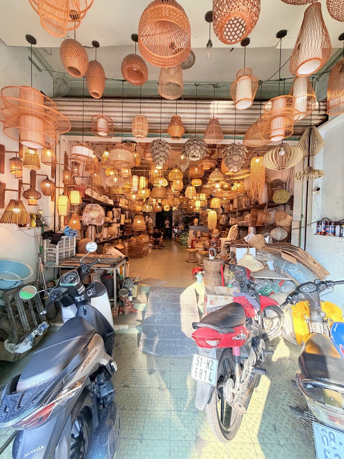 Hạ sâu còn 9,5 Tỷ, Bán nhà Mặt tiền Thoại Ngọc Hầu - ngay Nguyễn Lý, 4x28m, Sổ A4. 15990789