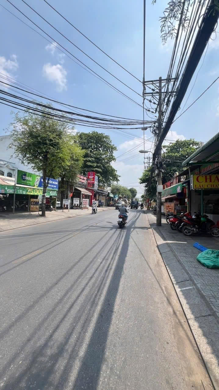 Bán nhà Mặt tiền Nguyễn Văn Quá - gần đường Quang Trung, 7x48m, 2 Tầng cũ, chỉ 25,9 tỷ. 15990842