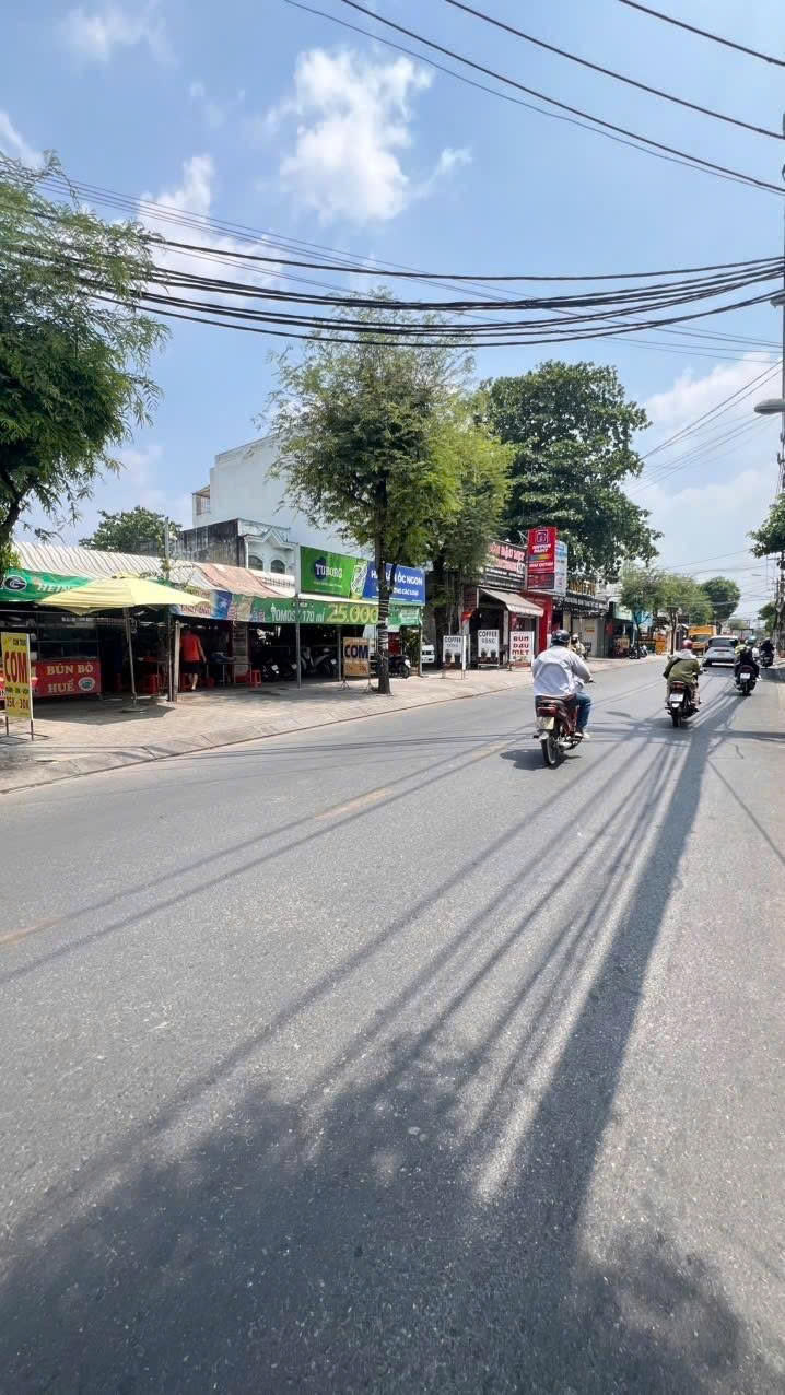 Bán nhà Mặt tiền Nguyễn Văn Quá - gần đường Quang Trung, 7x48m, 2 Tầng cũ, chỉ 25,9 tỷ. 15990842