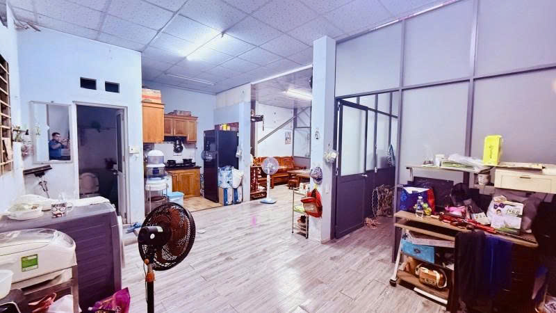 Bán nhà Mặt tiền Nguyễn Văn Quá - gần đường Quang Trung, 7x48m, 2 Tầng cũ, chỉ 25,9 tỷ. 15990842