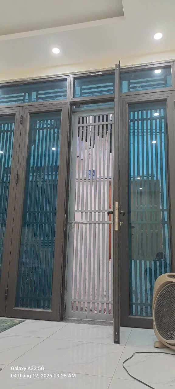 CC cần cho thuê nhà ở hộ gia đình  ngõ 259 Vĩnh Hưng 33m ×3 tầng, 3 ngủ, 4 WC, 9tr5 15991000