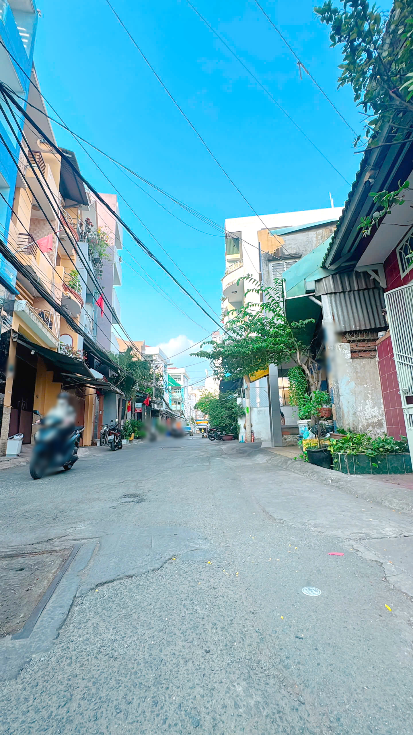 Nhà hẻm oto quay đầu Âu Dương Lân P3Q8, Giá : 7.68 Tỷ 15991100