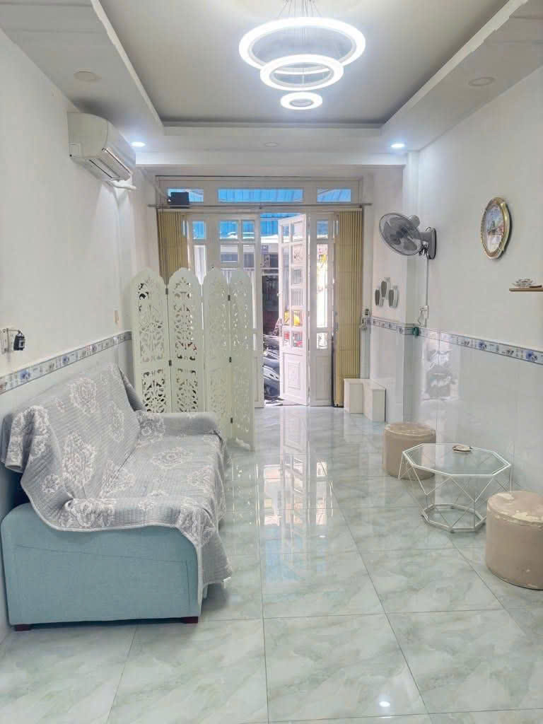 NHÀ MỚI NGUYỄN THƯỢNG HIỀN – 35M2 2 TẦNG ĐÚC - HIẾM CÓ KHÓ TÌM 15991160