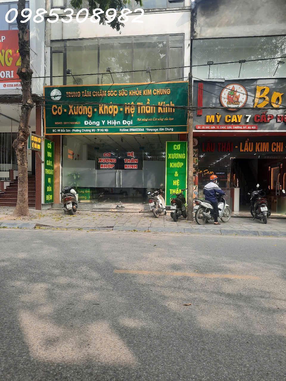 Bán nhà 3 tầng mặt phố Ngọc Hoà, Thị trấn Chúc Sơn, DT 147,3m2, giá 2x tỷ, đẹp 15991197