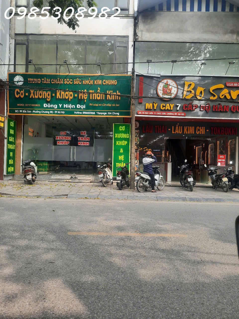 Bán nhà 3 tầng mặt phố Ngọc Hoà, Thị trấn Chúc Sơn, DT 147,3m2, giá 2x tỷ, đẹp 15991197