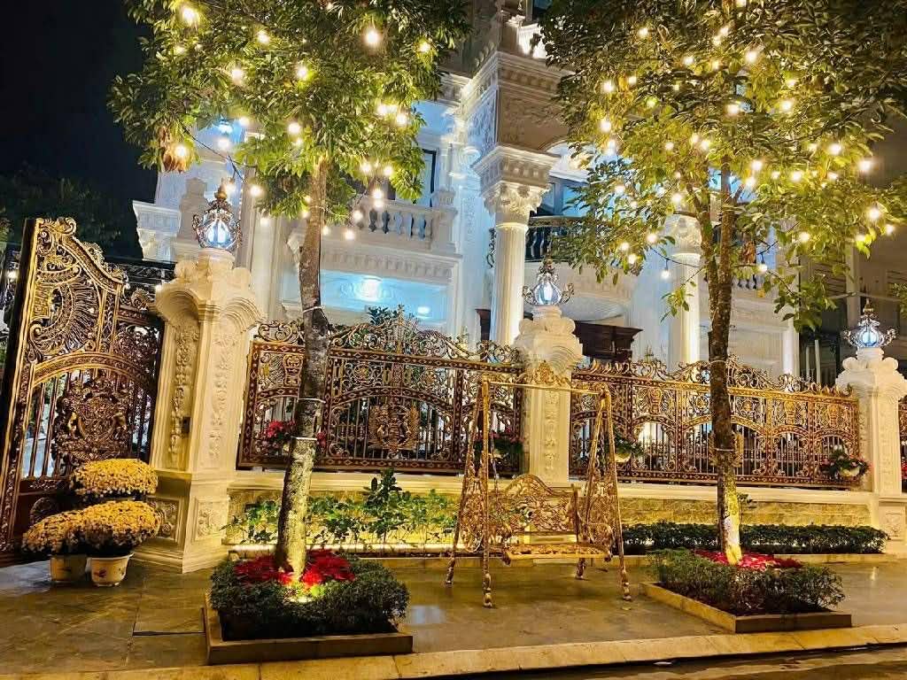 Biệt thự Việt Hưng, lô góc, 4 thoáng, sân vườn, hồ cá Koi, an ninh tuyệt đối 15991221