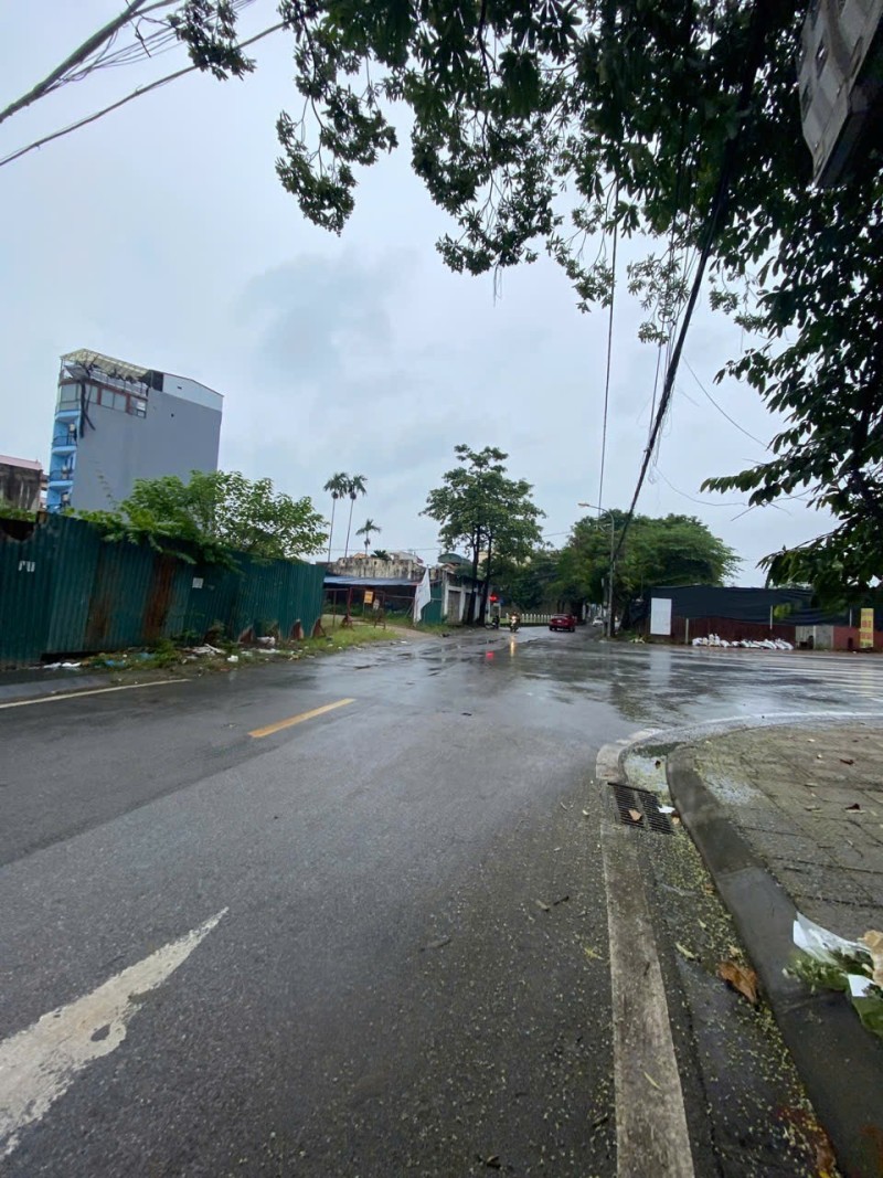 MẶT PHỐ HOA LÂM – TRUNG TÂM LONG BIÊN – 7 TẦNG THANG MÁY – FULL NỘI THẤT CAO CẤP – Ở NGAY, KINH 15991226