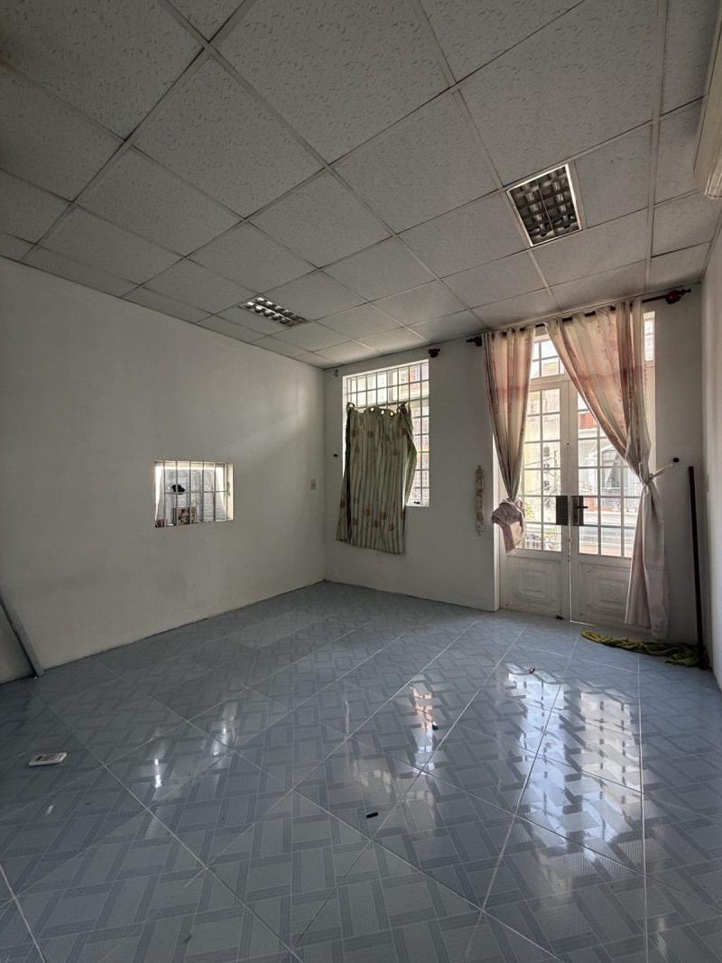 Bán nhà 2 Tầng P.Tam Hiệp,SHR đường nhựa 8M,gần trường THPT Trấn Biên 15991234