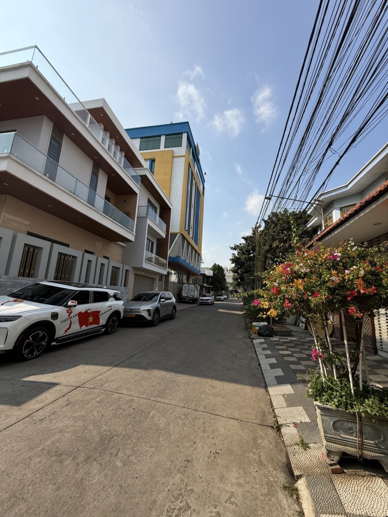 Bán nhà 2 Tầng P.Tam Hiệp,SHR đường nhựa 8M,gần trường THPT Trấn Biên 15991235