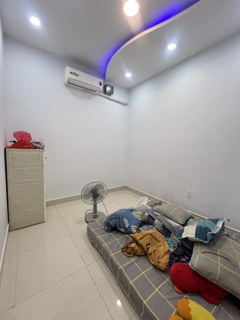 Bán nhà 2 Tầng Dĩ An,SHR thổ cư,đường ô tô, gần chợ Dĩ An 1 15991242