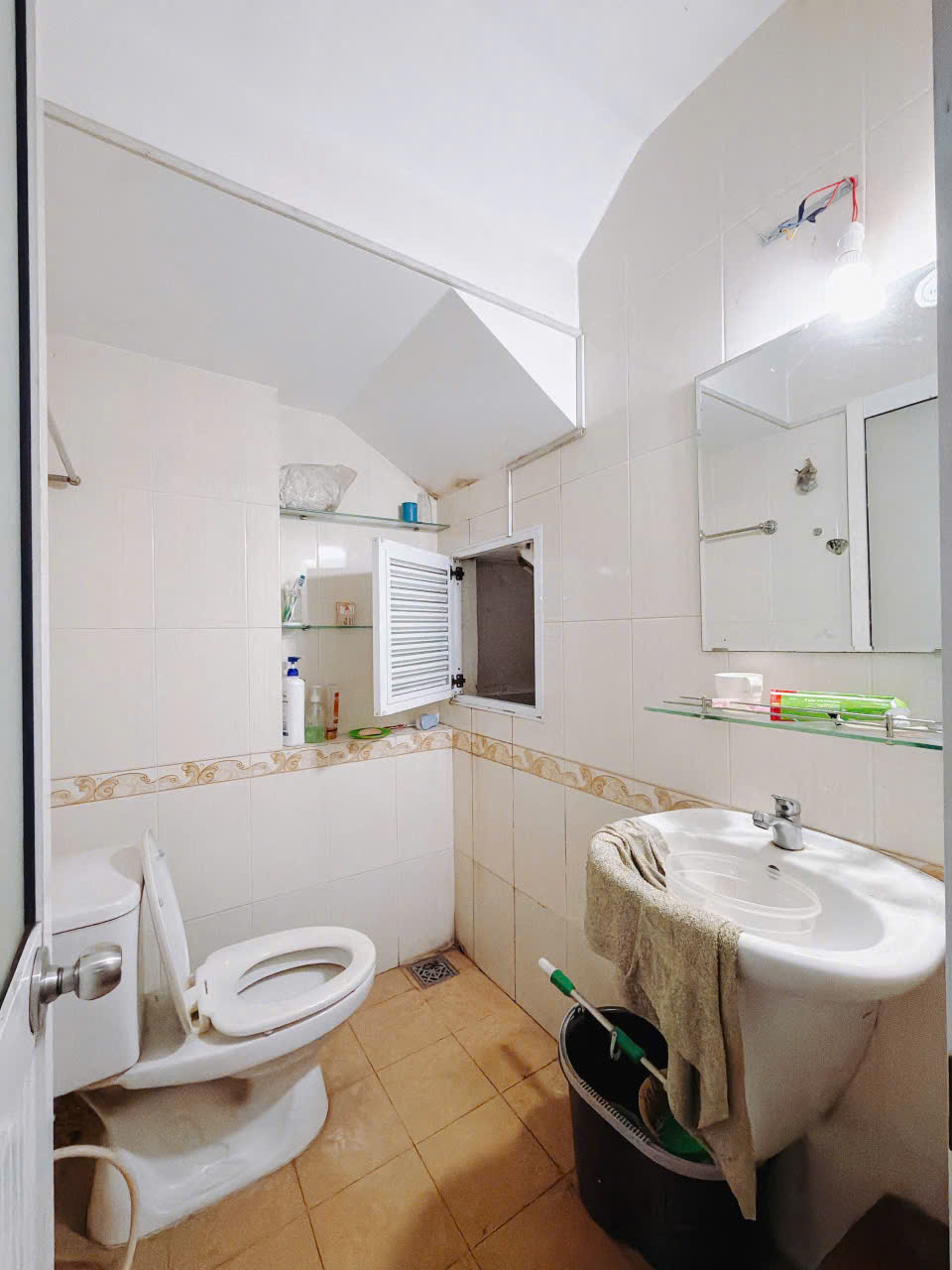 NHÀ QUẬN 4 – KHU DÂN CƯ HIỆN HỮU KHÔNG QUY HOẠCH – HOÀN CÔNG ĐỦ 15991285