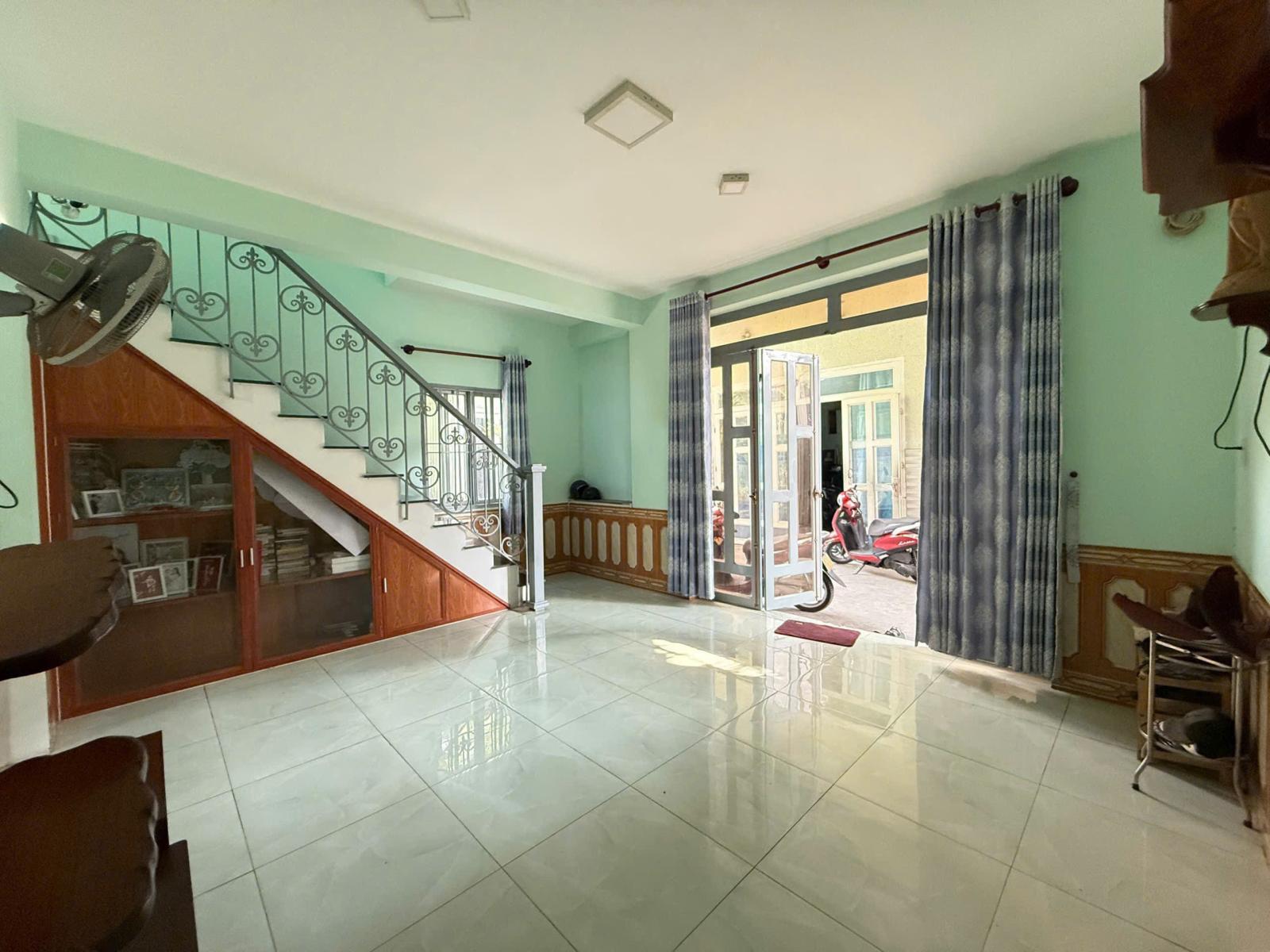 BÁN NHÀ SỔ CHUNG – DĨ AN, VỊ TRÍ GẦN NHÀ MÁY NƯỚC 15991287