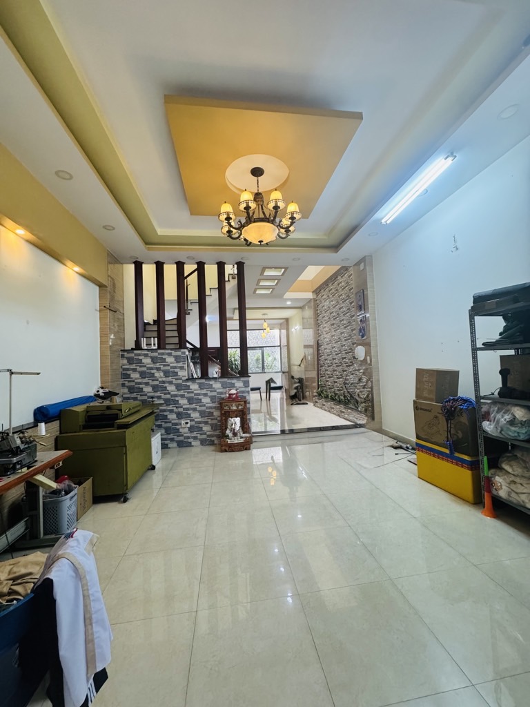 BÁN GẤP NHÀ TÂN PHÚ, HẺM THÔNG 6M, 4.1X19M, PHAN ĐÌNH PHÙNG - VƯỜN LÀI, GIÁ 6.5 TỶ


 15991291