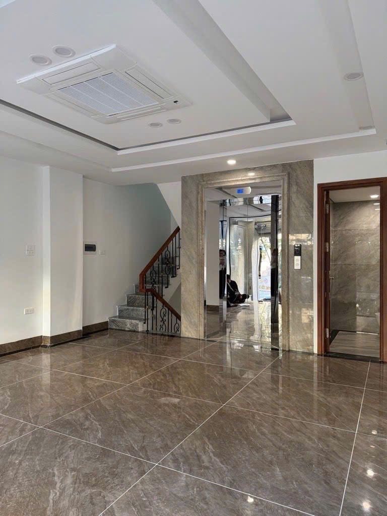 🔅 TÒA NHÀ VĂN PHÒNG MẶT PHỐ ĐỘI NHÂN, BA ĐÌNH 50M2 9 TẦNG  MT 5M, CHỈ 39 TỶ 🔅 15991321