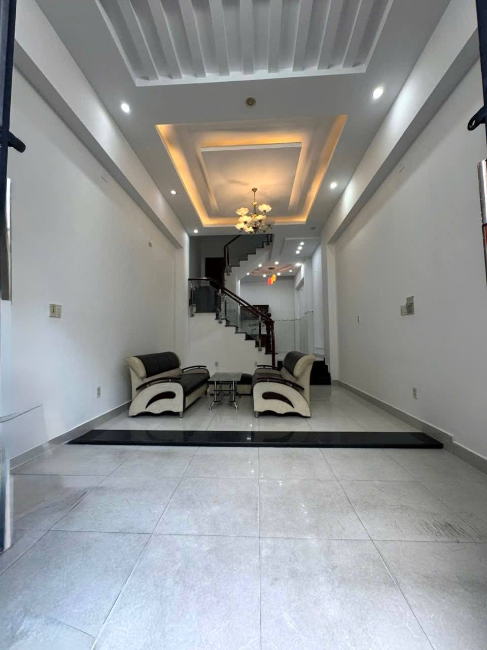 BÁN NHÀ GÒ VẤP, HẺM XE HƠI DƯƠNG QUẢNG HÀM, GẦN EMAERT, 4 TẦNG,5PN, 46M2, 8.7 TỶ TL 15991348