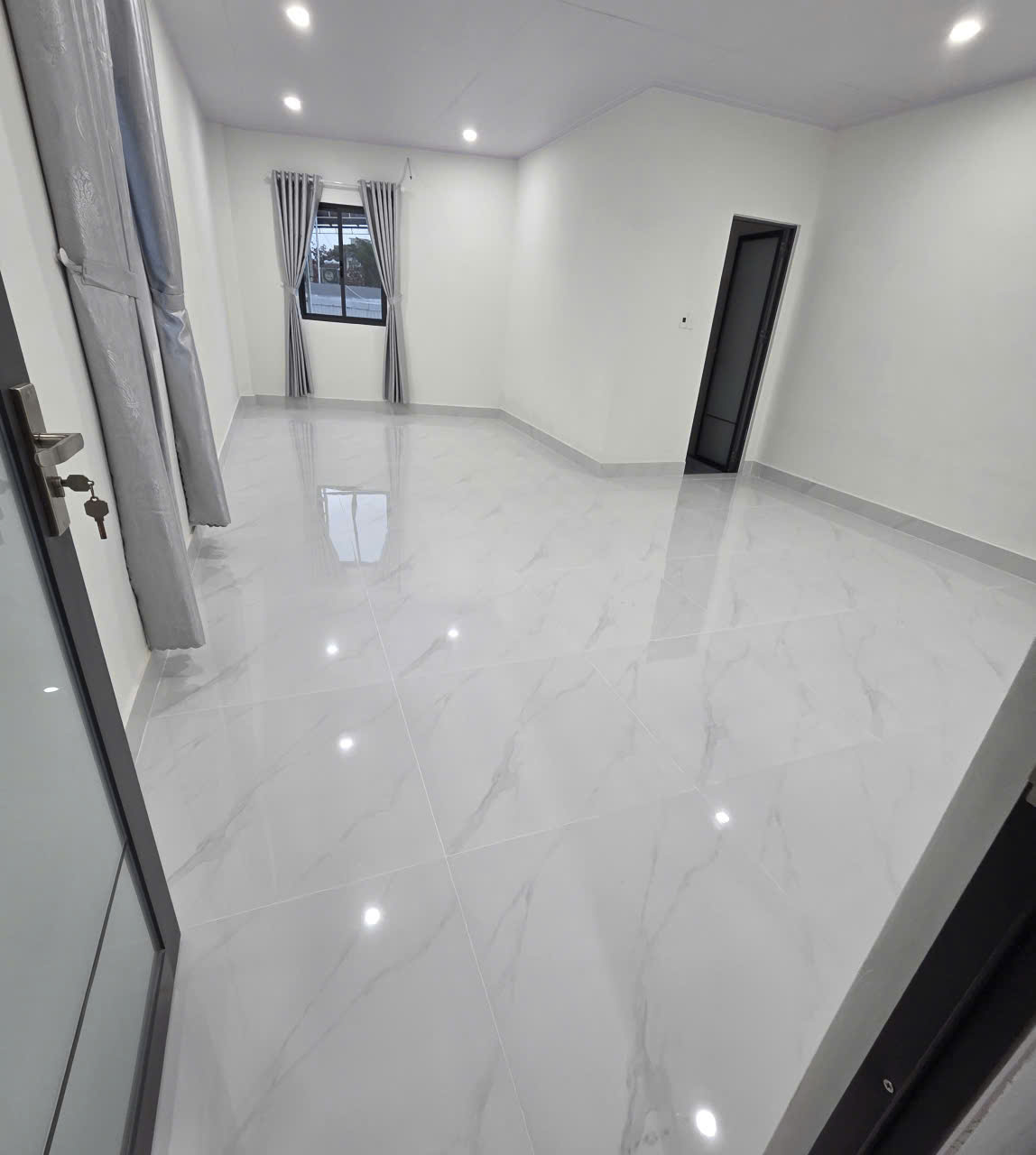 ♥ MT Bàu Mạc 18, gần Biển Nguyễn Tất Thành, 90m2, 3 tầng, 6.x tỷ 15991354