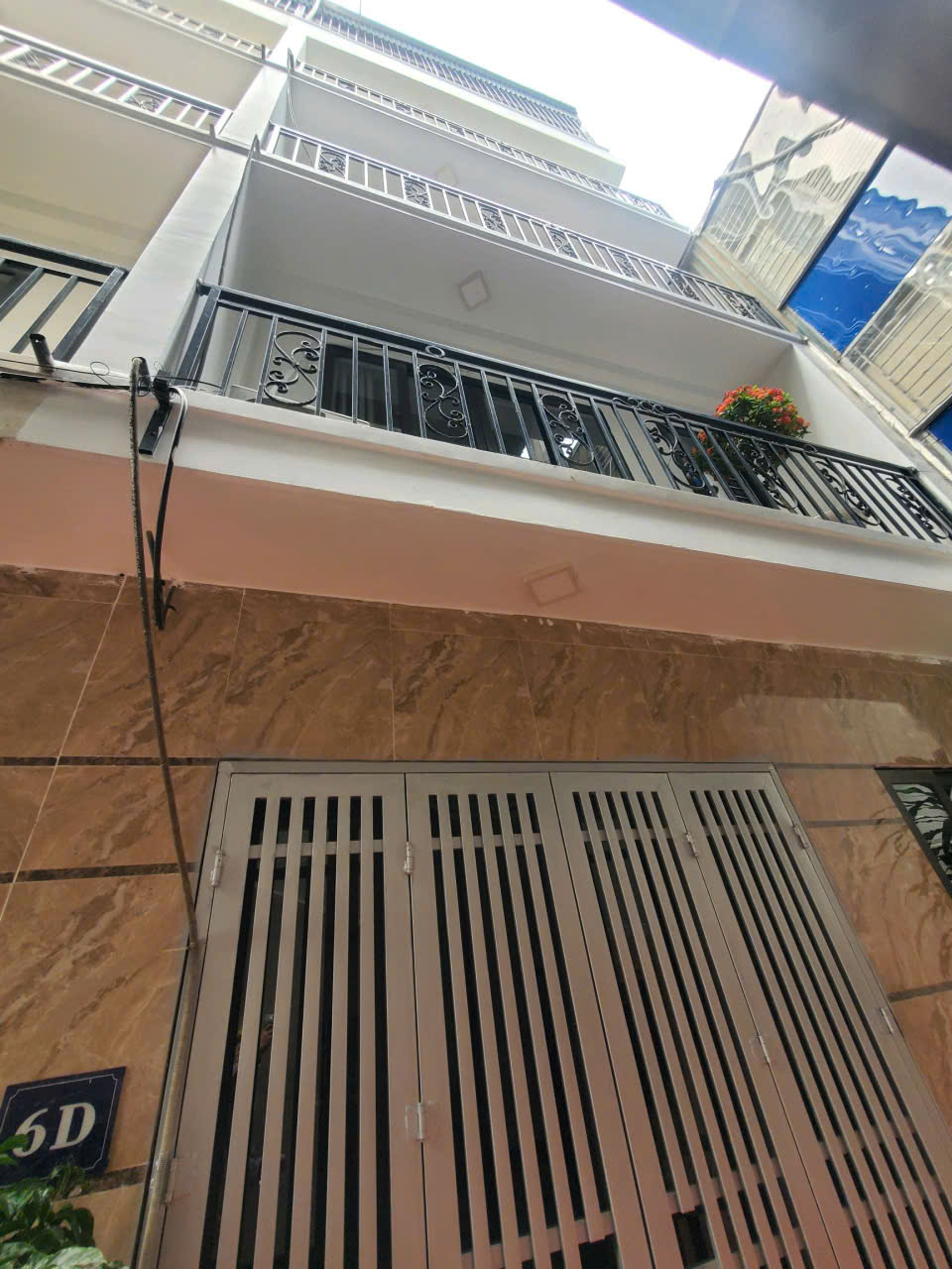 Bán nhà Phúc Lợi,Long Biên 5 tầng,35m,mt5m oto đỗ cổng nhỉnh 7 tỷ 15991366