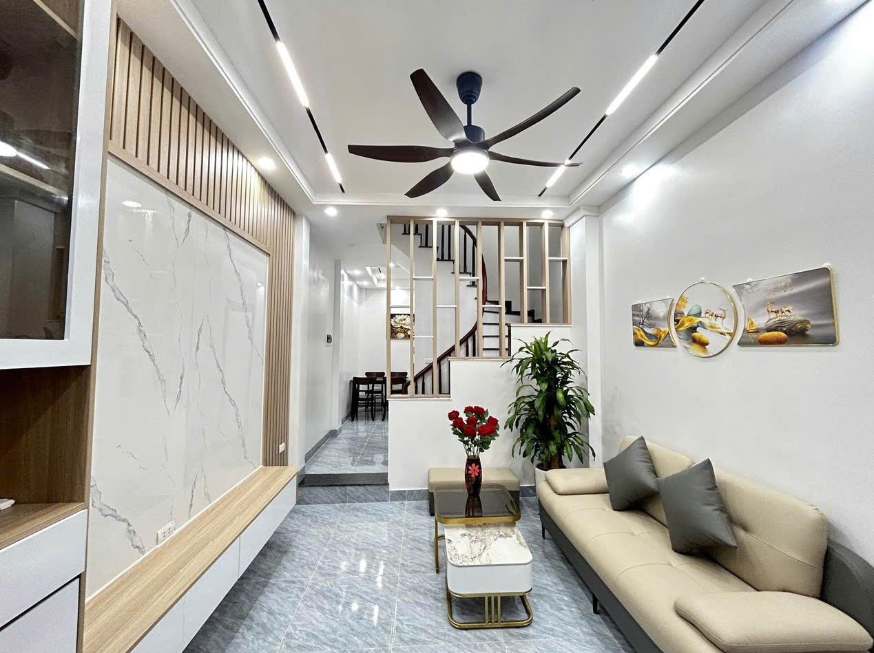 🔥🔥BÁN NHÀ SÀI ĐỒNG LONG BIÊN - Ô TÔ SÁT NHÀ NGÀY ĐÊM - 5 TẦNG 3 NGỦ NỘI THẤT ĐẸP -  6.5 TỶ 15991429