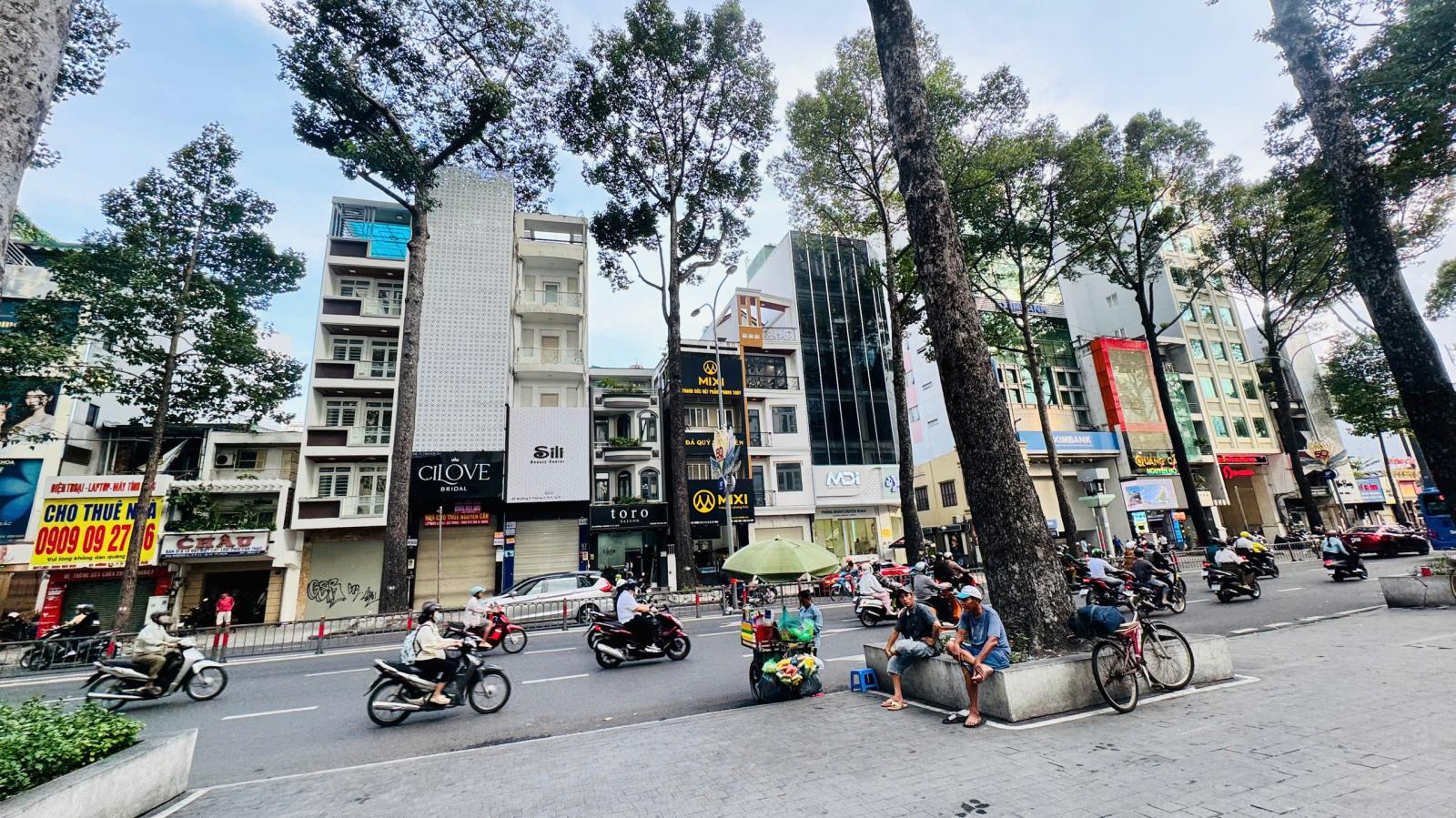 BÁN TÒA NHÀ 7 TẦNG CÓ HẦM - MẶT TIỀN KINH DOANH Đ.3/2, QUẬN 10 - SẴN DÒNG TIỀN 10.000$/TH* LH GIANG 15991437