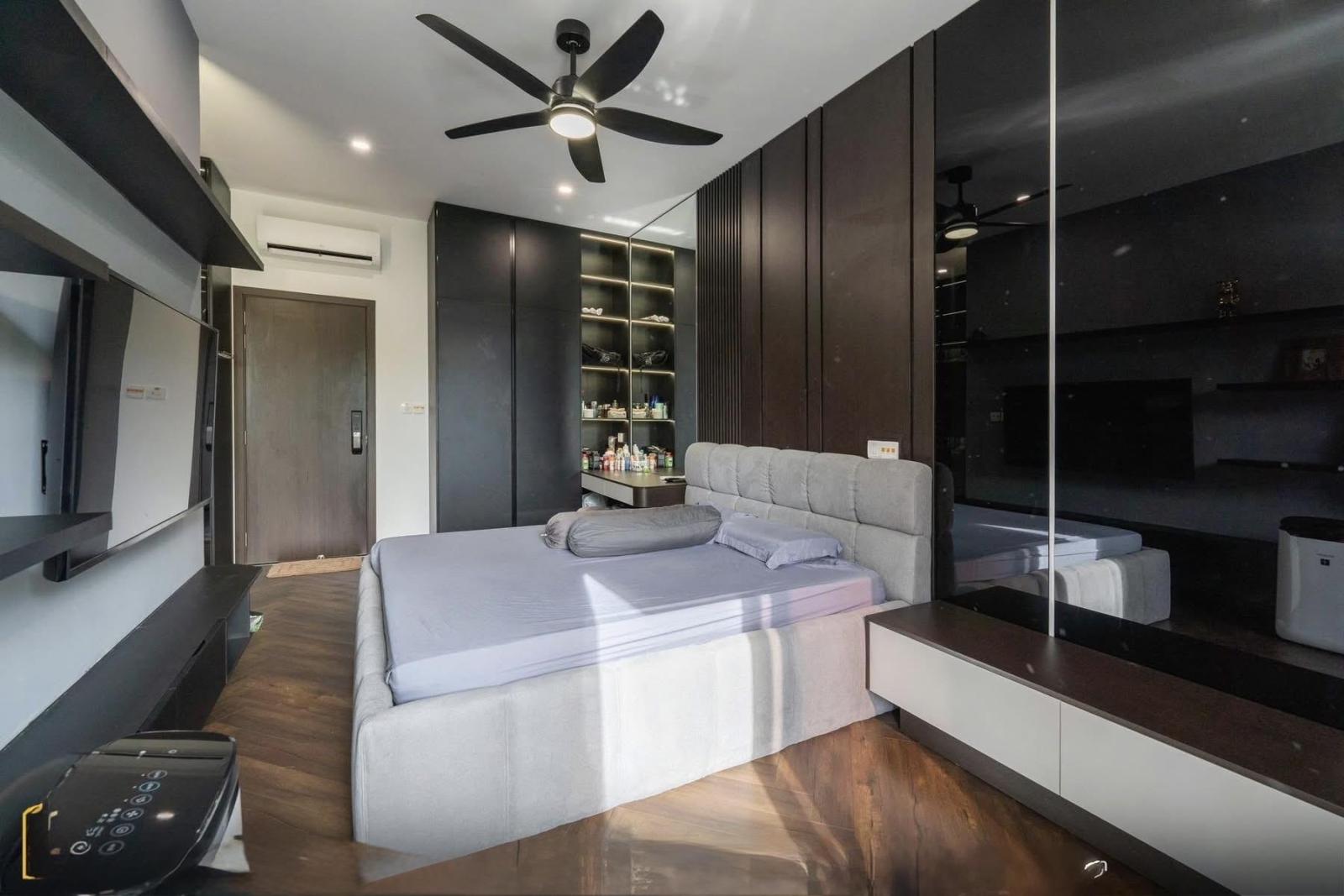 **Bán nhà Hẻm 220 Âu Cơ, phường 9, quận Tân Bình (4*18) 5 tầng nhà đẹp 15991507