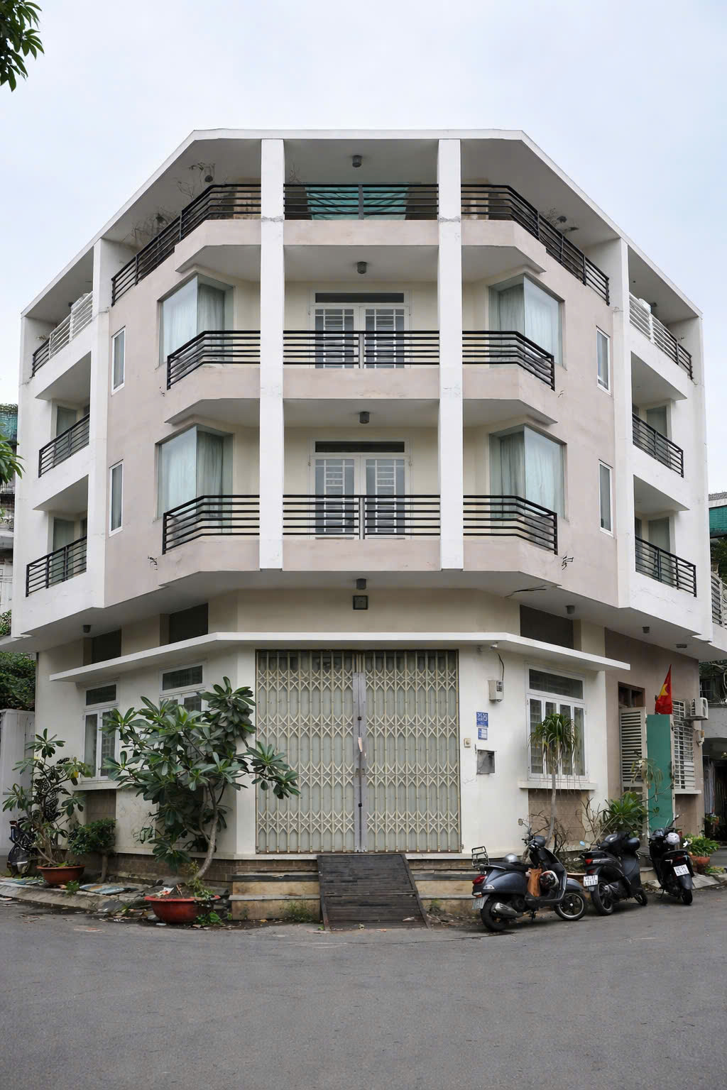 Bán nhà 4 tầng Quận 7, đường Số 1 Tân Thuận Đông, 60m2, giá 10.5 tỷ 15991532