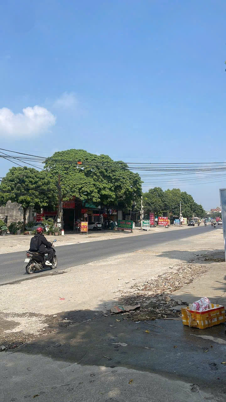 LÔ ĐẤT MẶT ĐƯỜNG QL21 MỞ RỘNG 80M TẠI LỤC QUÂN - LIÊN HỆ E GIÁ TỐT 15991558