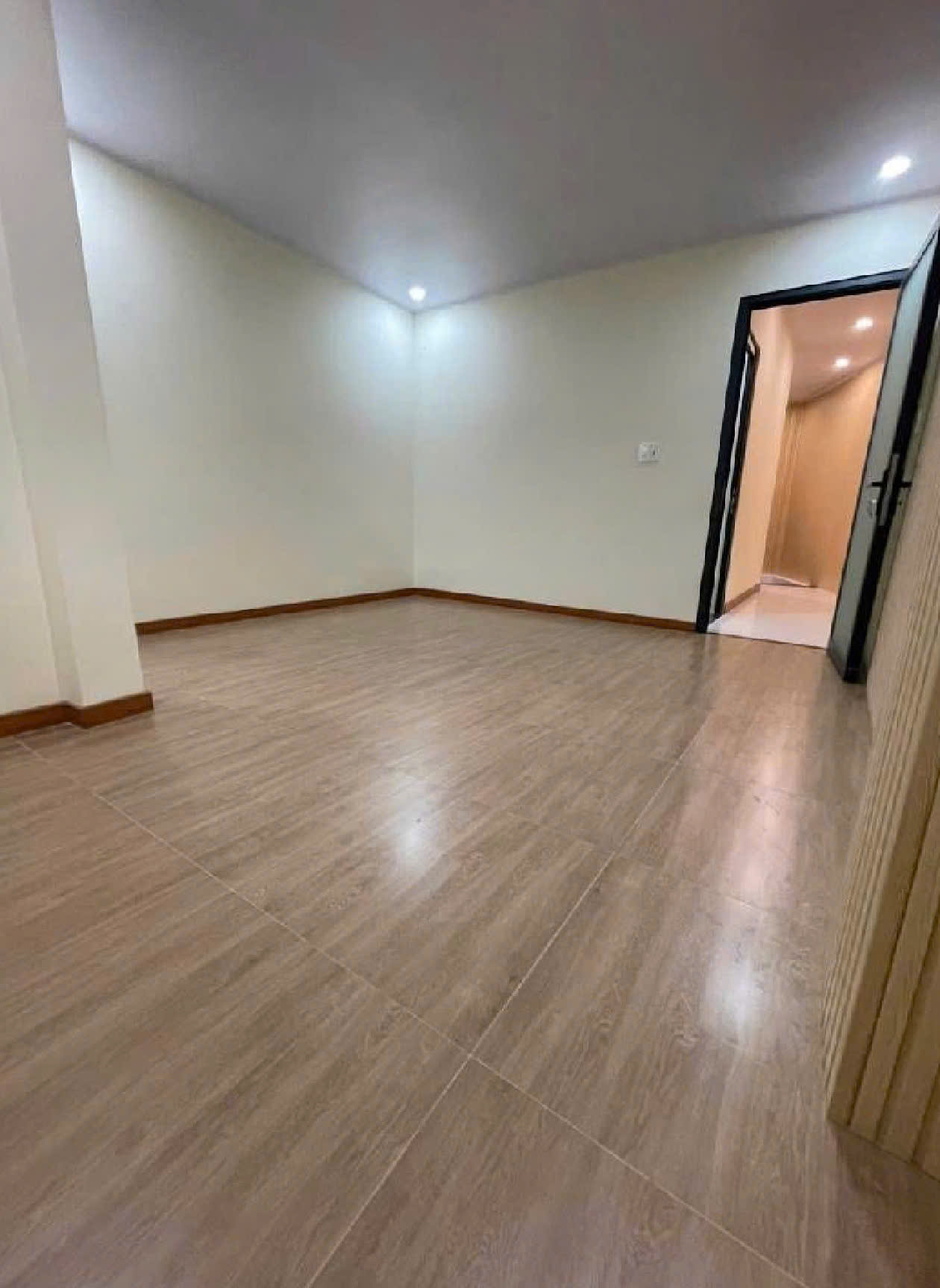 Bán nhà Đường Số 6, BHHB, Bình Tân - DTSD 80M2- KINH DOANH - hẻm xe tải tránh -  4 tỷ xíu 15991670